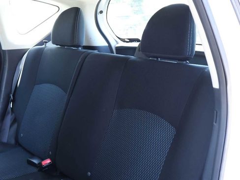 Used 2016 Nissan Versa Note SV FWD image 13