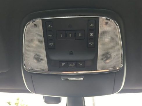 Used 2017 Jeep Grand Cherokee Trailhawk w/ Trailhawk Luxury Group image 25