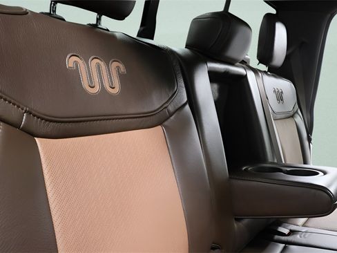 Used 2024 Ford F450 King Ranch w/ Chrome Package image 30