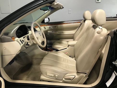 Used 2002 Toyota Solara SLE FWD image 18