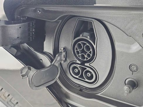 Certified 2023 Lexus RZ 450e Premium image 23