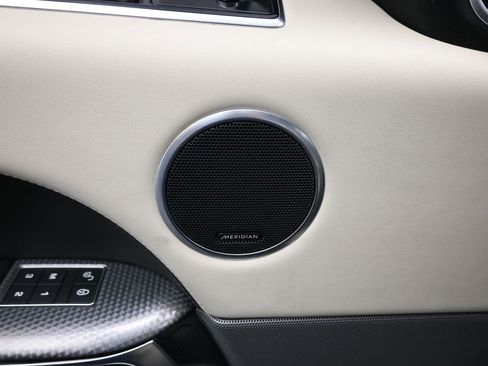 Used 2020 Land Rover Range Rover Sport HST image 10