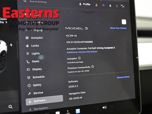 Used 2023 Tesla Model 3 Standard Range image 15