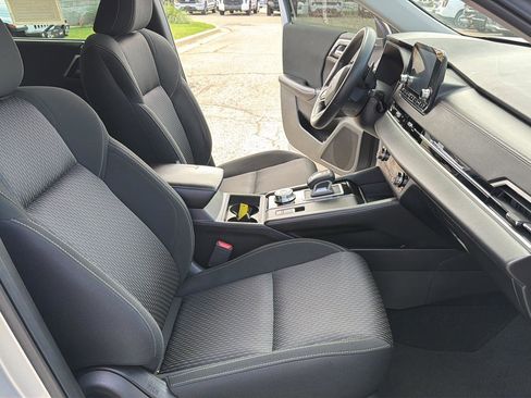 Used 2022 Mitsubishi Outlander ES FWD image 17
