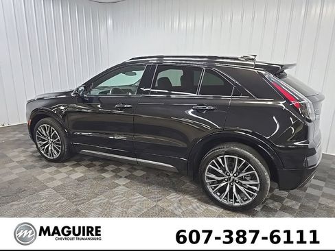Used 2024 Cadillac XT4 Sport AWD/4WD image 4