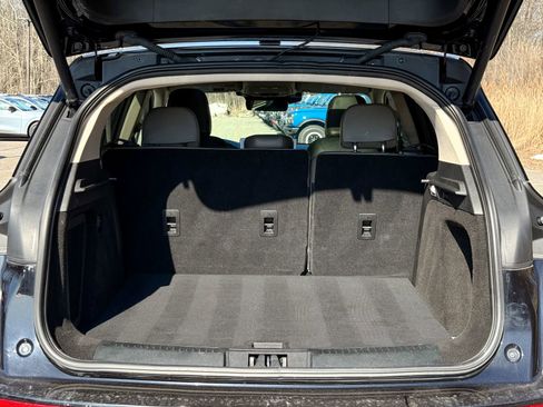 Used 2023 Lincoln Corsair AWD w/ Equipment Group 101A image 12