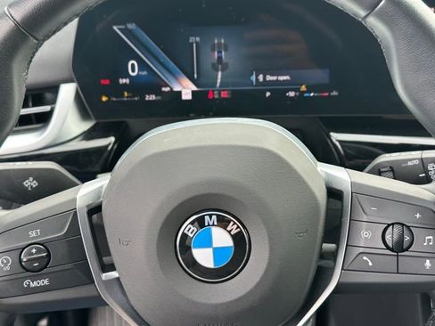 Used 2023 BMW X1 xDrive28i AWD/4WD image 25