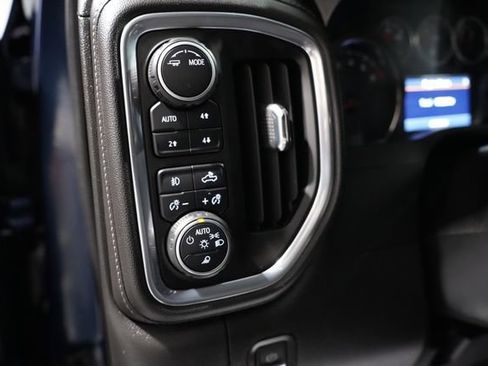 Used 2021 Chevrolet Silverado 1500 LTZ image 12