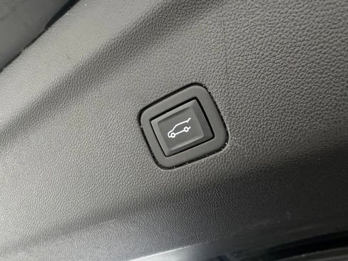 Certified 2023 Chevrolet Tahoe RST AWD/4WD image 44