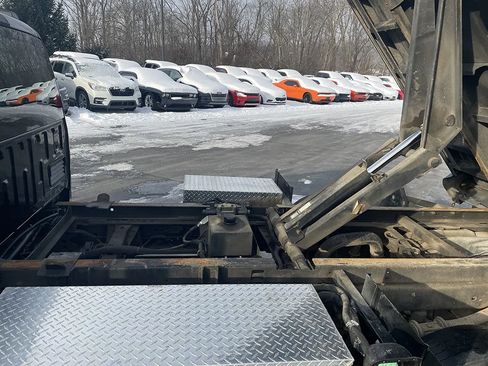 Used 2021 Ford F550 4x4 Regular Cab Super Duty image 19