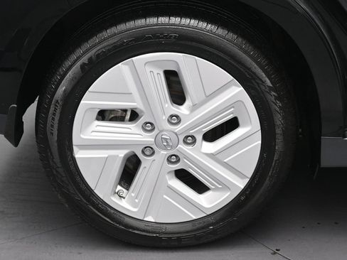 Used 2023 Hyundai Kona Limited FWD image 35