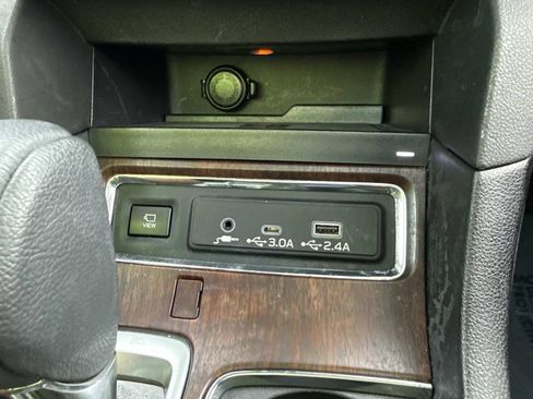 Used 2023 Subaru Ascent Touring AWD/4WD image 36