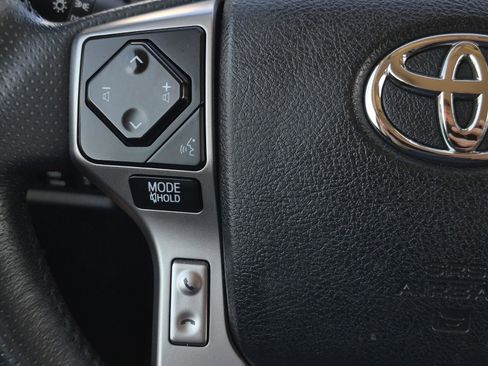 Used 2021 Toyota 4Runner SR5 AWD/4WD image 26