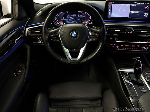 Used 2021 BMW 530i xDrive w/ Premium Package AWD/4WD image 15