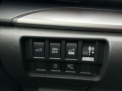 Certified 2023 Subaru Forester Premium image 17