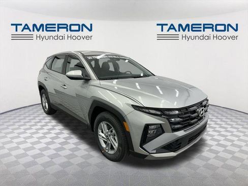 New 2026 Hyundai Tucson SE image 7