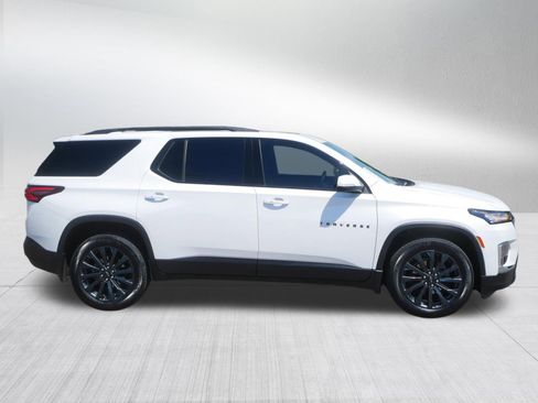 Used 2023 Chevrolet Traverse RS w/ LPO, Floor Liner Package AWD/4WD image 8