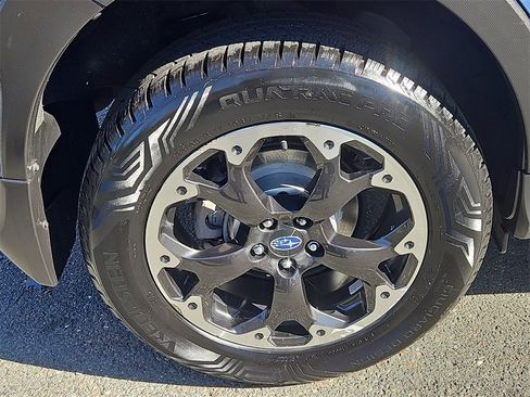 Used 2021 Subaru Crosstrek 2.0i image 9