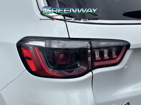 New 2026 Jeep Compass Latitude image 26