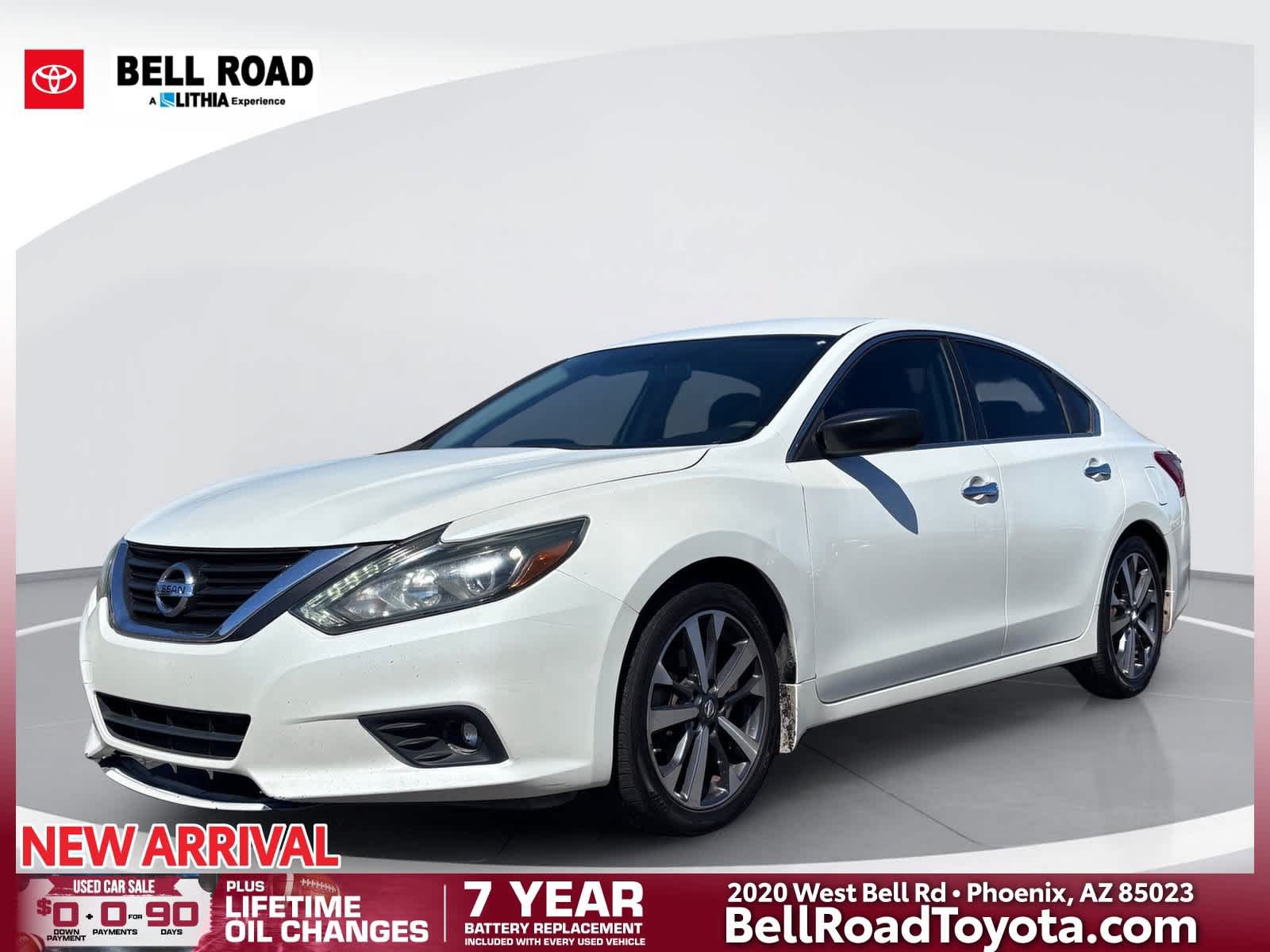 Used 2016 Nissan Altima 2.5 SR w/ LED Appearance Package FWD image 1