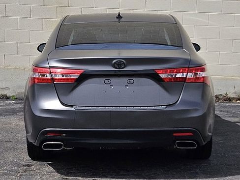 Used 2013 Toyota Avalon Limited FWD image 4