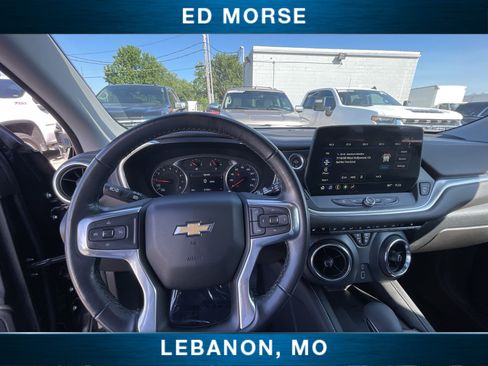 Certified 2024 Chevrolet Blazer LT w/ Convenience Package FWD image 11