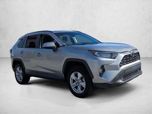 Certified 2021 Toyota RAV4 XLE image 3