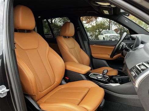 Used 2022 BMW X3 M40i w/ Parking Assistance Package image 25