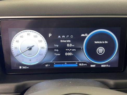 Used 2022 Hyundai Tucson Limited w/ Winter Package AWD/4WD image 5
