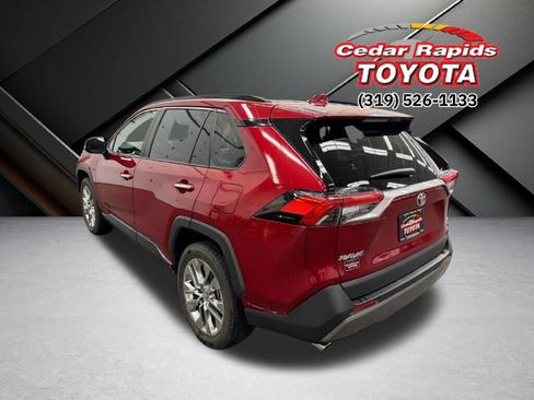 Certified 2019 Toyota RAV4 Limited image 3