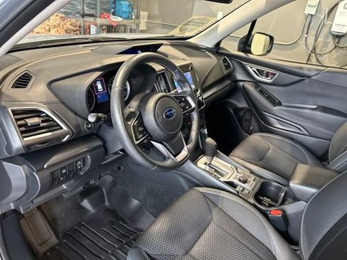 Used 2023 Subaru Forester Premium AWD/4WD image 43