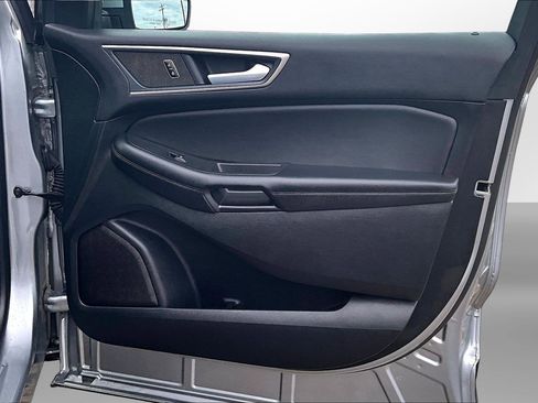 Used 2024 Ford Edge SEL w/ Convenience Package image 26