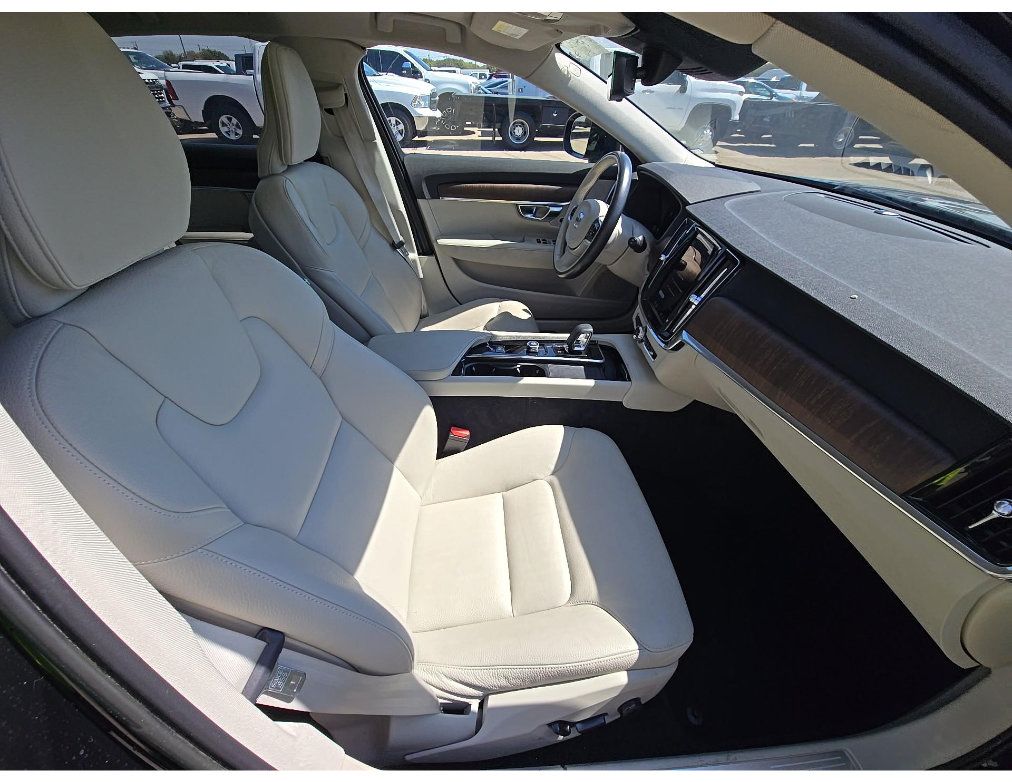 Used 2022 Volvo V90 B6 Cross Country w/ Climate Package AWD/4WD image 6