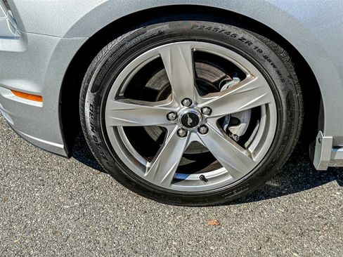 Used 2013 Ford Mustang GT Premium w/ GT Coupe Accessory Pkg 5 image 17