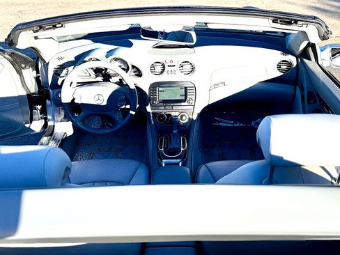 Used 2008 Mercedes-Benz SL 55 AMG w/ P1 Pkg image 14