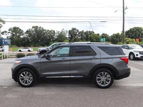 Certified 2023 Ford Explorer Limited w/ Limited Technology Package AWD/4WD image 5