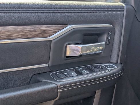Used 2020 RAM 2500 Laramie AWD/4WD image 31