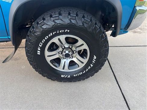 Used 1997 Nissan Pickup 4x4 King Cab image 6