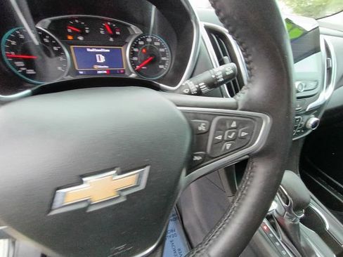 Used 2022 Chevrolet Equinox LT FWD image 30