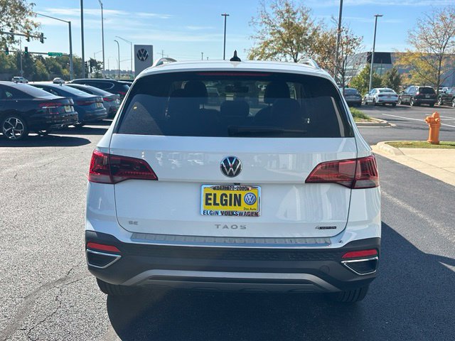 Certified 2023 Volkswagen Taos SE w/ Panoramic Sunroof Package AWD/4WD image 5