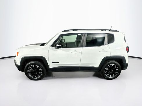 Used 2023 Jeep Renegade Latitude AWD/4WD image 4