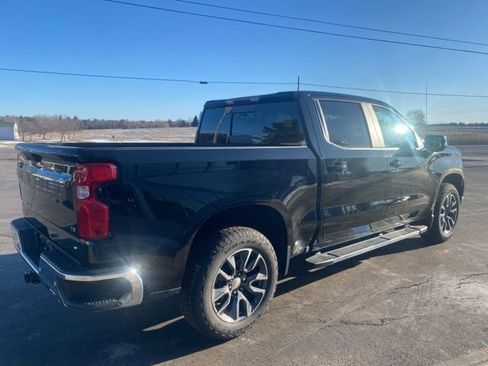 Used 2022 Chevrolet Silverado 1500 LT image 4