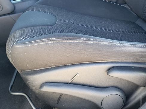 Used 2016 Dodge Dart SXT image 21