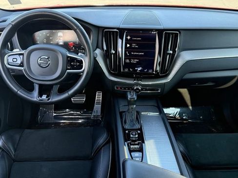 Used 2019 Volvo XC60 T6 R-Design AWD/4WD image 19