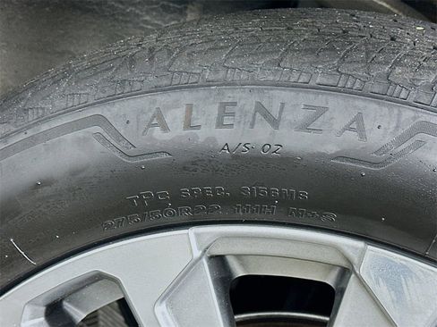 Used 2023 GMC Yukon XL Denali image 33