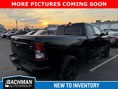 Used 2022 RAM 1500 Big Horn w/ Night Edition image 5