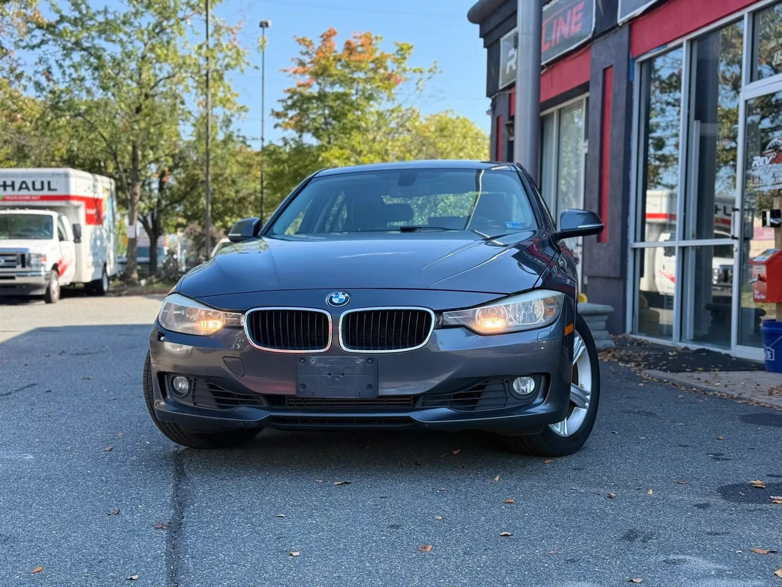 Used 2013 BMW 328i xDrive Sedan AWD/4WD image 2