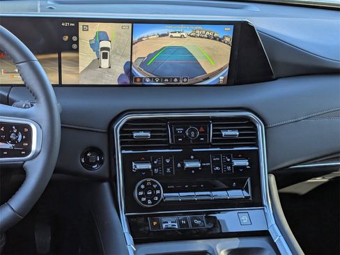 New 2026 Nissan Armada Platinum image 11