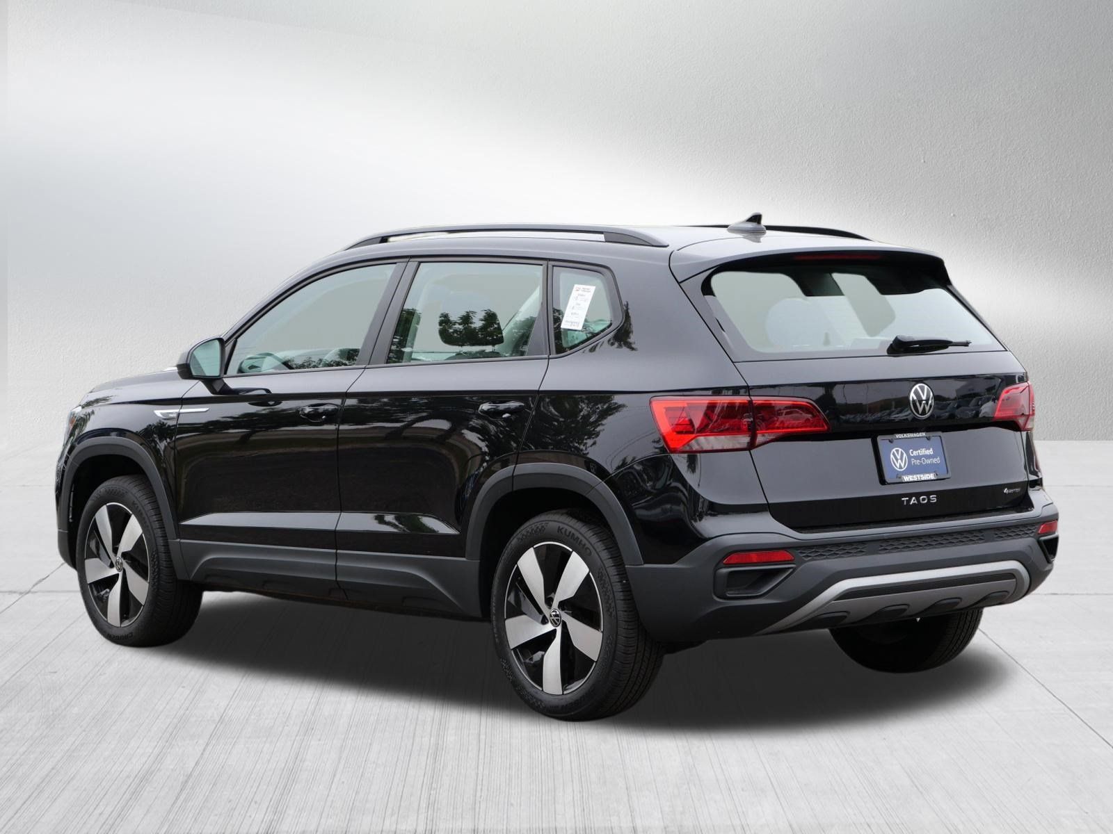Certified 2024 Volkswagen Taos S AWD/4WD image 5