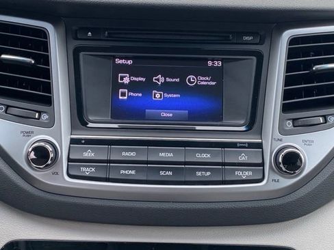 Used 2016 Hyundai Tucson SE w/ Option Group 02 image 12